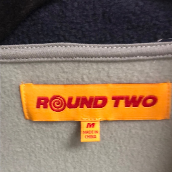 Round Two Blue and Green Lightweight Fleece Jacket with Athletic Style - Picture 2 of 5